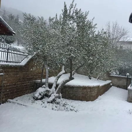 Holiday home Casa Vacanze Del Borgo *